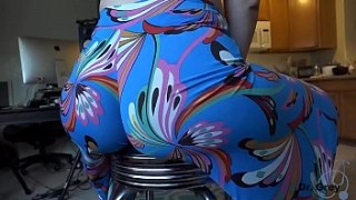 Black booty babe riding after titfucked