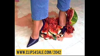 x xnx Watermelon crushing under high heels