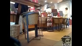 Starbucks on webcam - huge gaping pussy  660cams.com