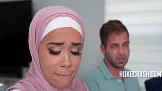 Hijab muslim babe fucked for cash money
