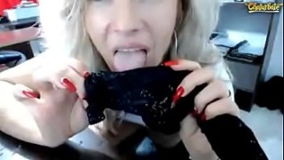 Lisa2018 cheating sexvideos squirt on the table