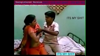 Desi Girl Has Sex With Hotel Service Boy