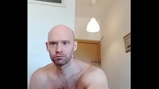 40 year old fucks 18 year old in hotel room