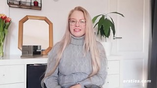 Ersties: esxxxxxx Cute Blonde Girl Anna Loves To Squirt While Masturbating